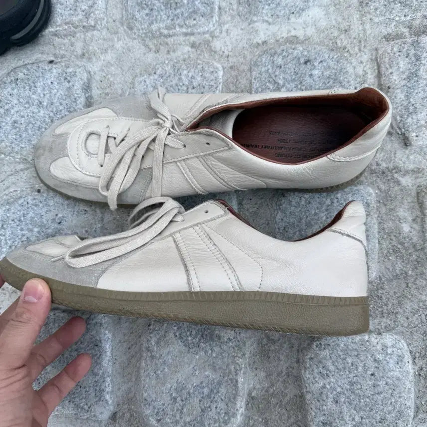 [BUNJANG] Reproduction of Found German Military Sneakers Beige Size 43 / 리프로던션 오브 파운드 독일군 43 사이즈