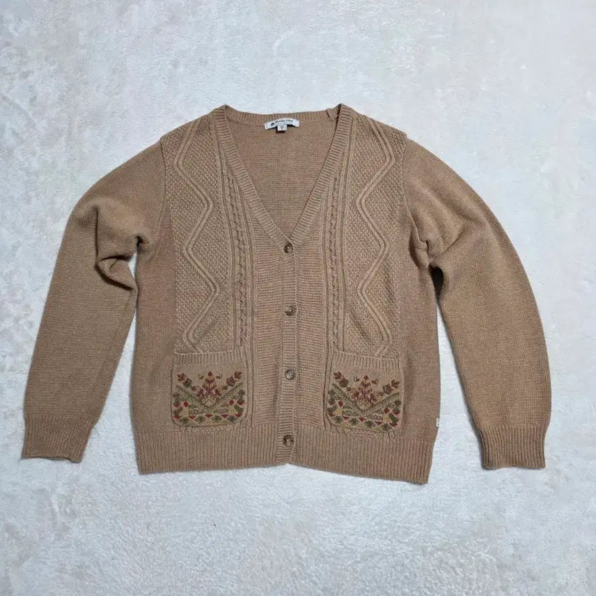 [SOLD OUT] (S)여성 써스데이아일랜드 가디건