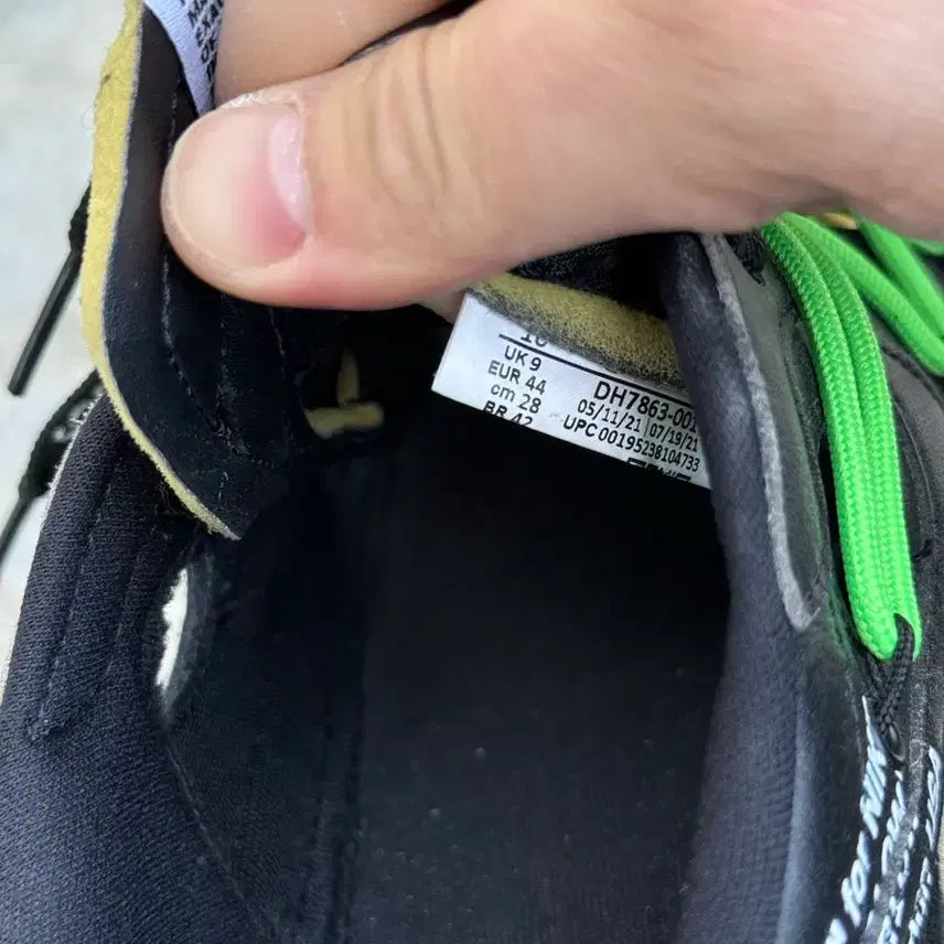 [BUNJANG] Nike Off-White Blazer Low Sneakers / 나이키 오프 화이트 블레이저 로우