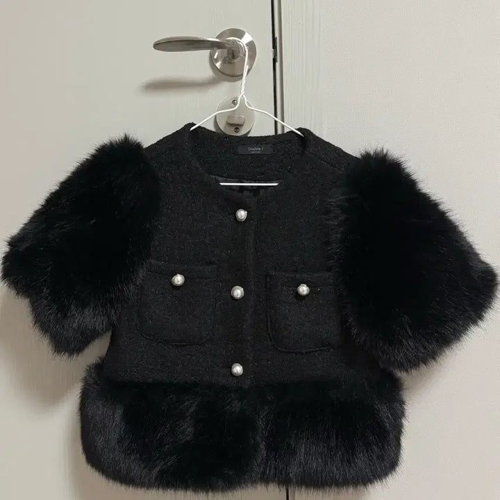 [BUNJANG] Black Faux Fur Tweed Jacket / 퍼 트위드 자켓