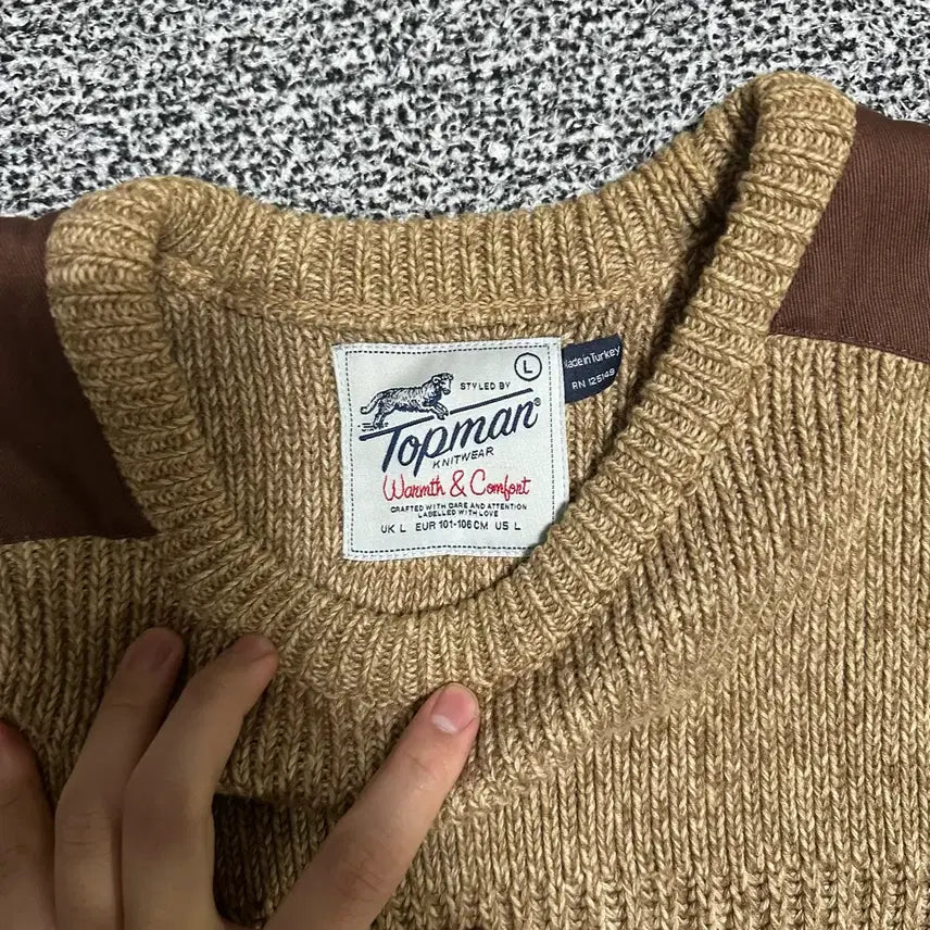 [BUNJANG] Topman Knit Sweater Brown Epaulette Patch / (L) 탑맨 니트 스웨터 브라운 견장 패치