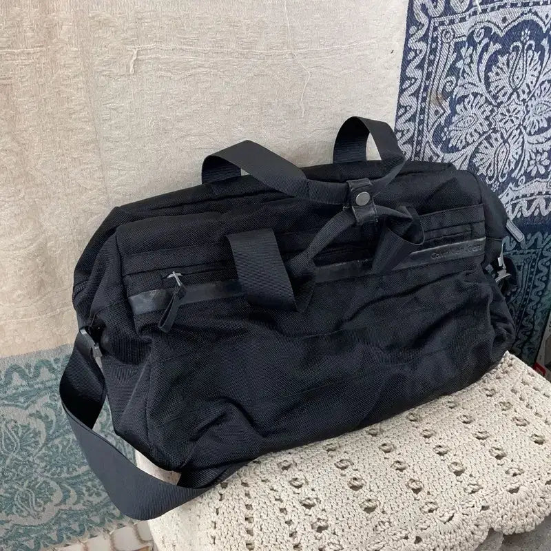[BUNJANG] Calvin Klein CK Black Boston Bag Duffel Bag / [F] 캘빈클라인 CK 블랙 보스턴백 더플백 여행가방