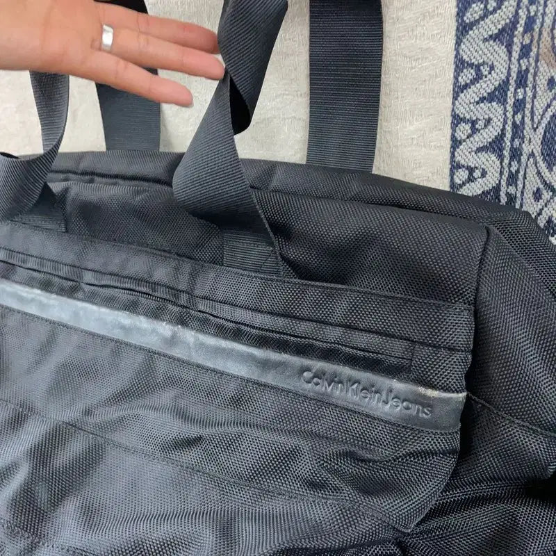 [BUNJANG] Calvin Klein CK Black Boston Bag Duffel Bag / [F] 캘빈클라인 CK 블랙 보스턴백 더플백 여행가방