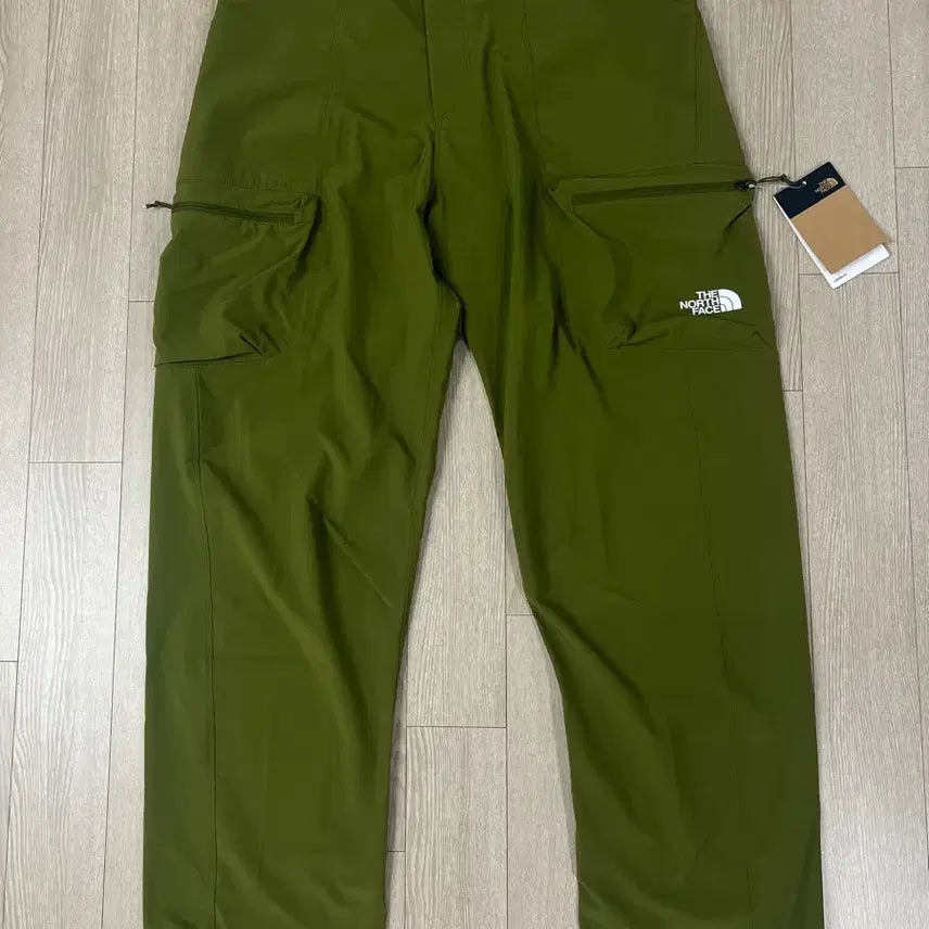[BUNJANG] The North Face Loose Fit Training Pants / (새상품)노스페이스 루즈핏 팬츠