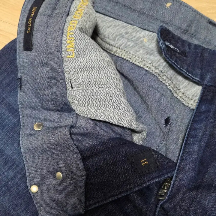 [BUNJANG] Slower Incotex Blue Division Slim Fit Denim Jeans / Slower Incotex blue divison 슬림핏 데님 31사이즈