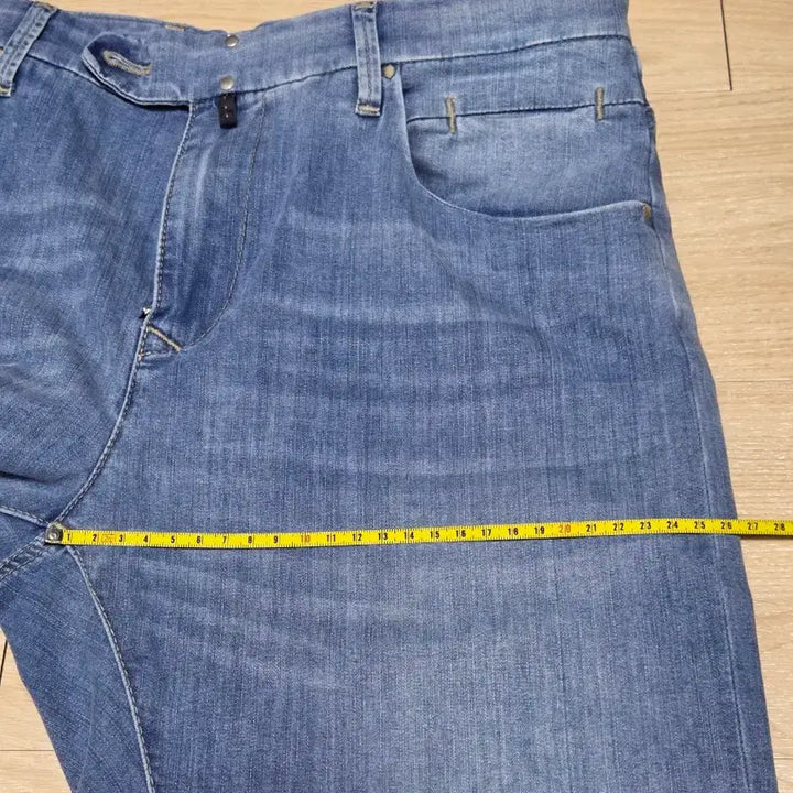 [BUNJANG] Slower Incotex Blue Division Slim Fit Denim Jeans / Slower Incotex blue divison 슬림핏 데님 31사이즈