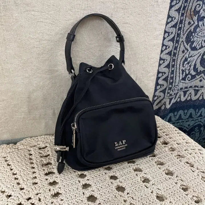 [BUNJANG] LAP Black Bucket Tote Handbag / [F] 랩 LAP 블랙 복조리 토트백 핸드백 가방