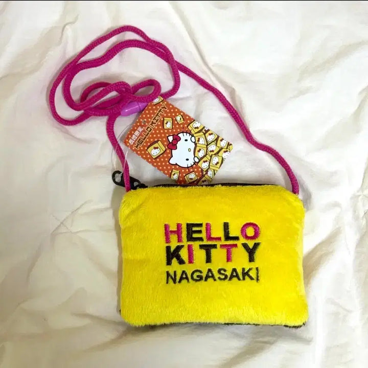 [BUNJANG] Hello Kitty Nagasaki Limited Edition Castella Doll Pouch / [고전]헬로키티 나가사키 지역한정 카스테라 인형 파우치