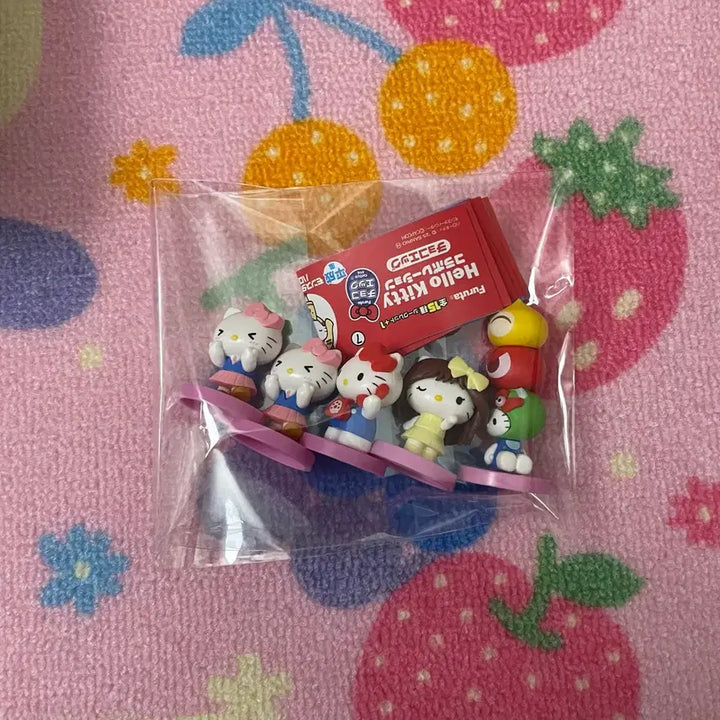 [BUNJANG] Sanrio Furuta Kitty Chocolate Egg Figure Bundle Set / [새상품] 산리오 후루타 키티 초코에그 피규어 5개 일괄