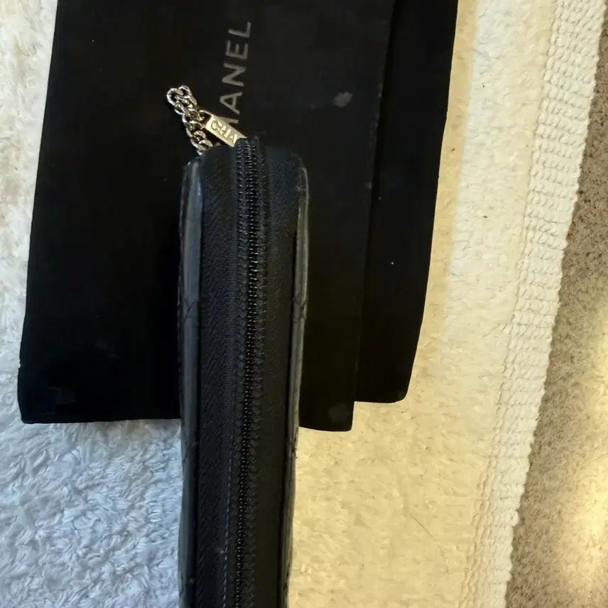 [BUNJANG] Chanel Black Quilted Long Wallet / 샤넬 블랙 퀼팅 장지갑 (깜봉지갑)