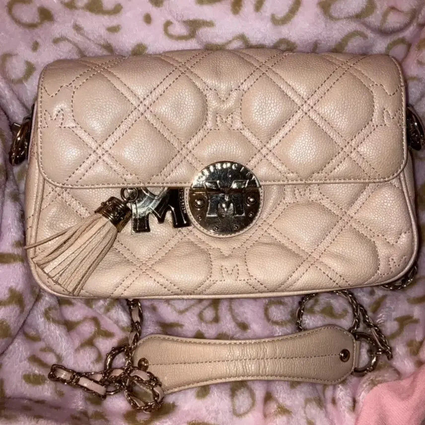 [BUNJANG] MCM Baby Pink Crossbody Bag / 메트로시티 베이비핑크 크로스백