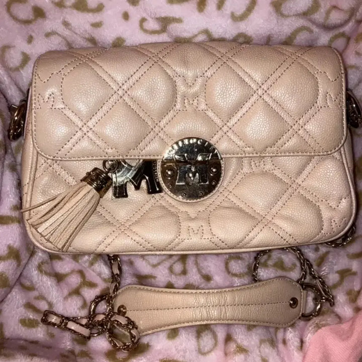 [BUNJANG] MCM Baby Pink Crossbody Bag / 메트로시티 베이비핑크 크로스백