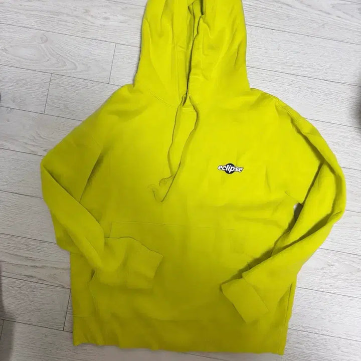 [BUNJANG] Chuu Eclipse Hoodie / 츄 이클립스 후드티