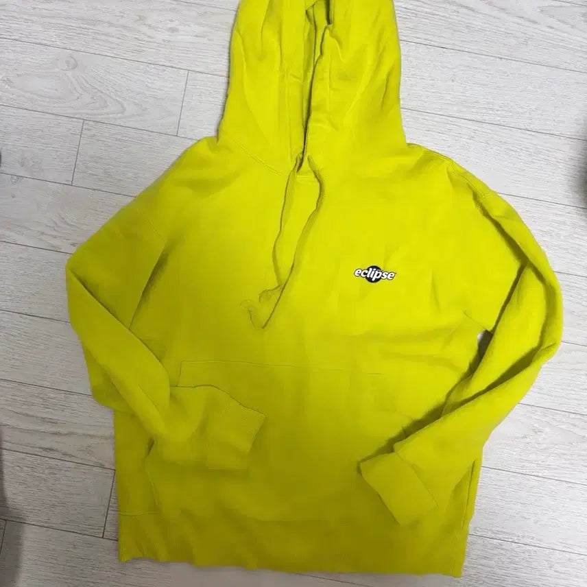 [BUNJANG] Chuu Eclipse Hoodie / 츄 이클립스 후드티