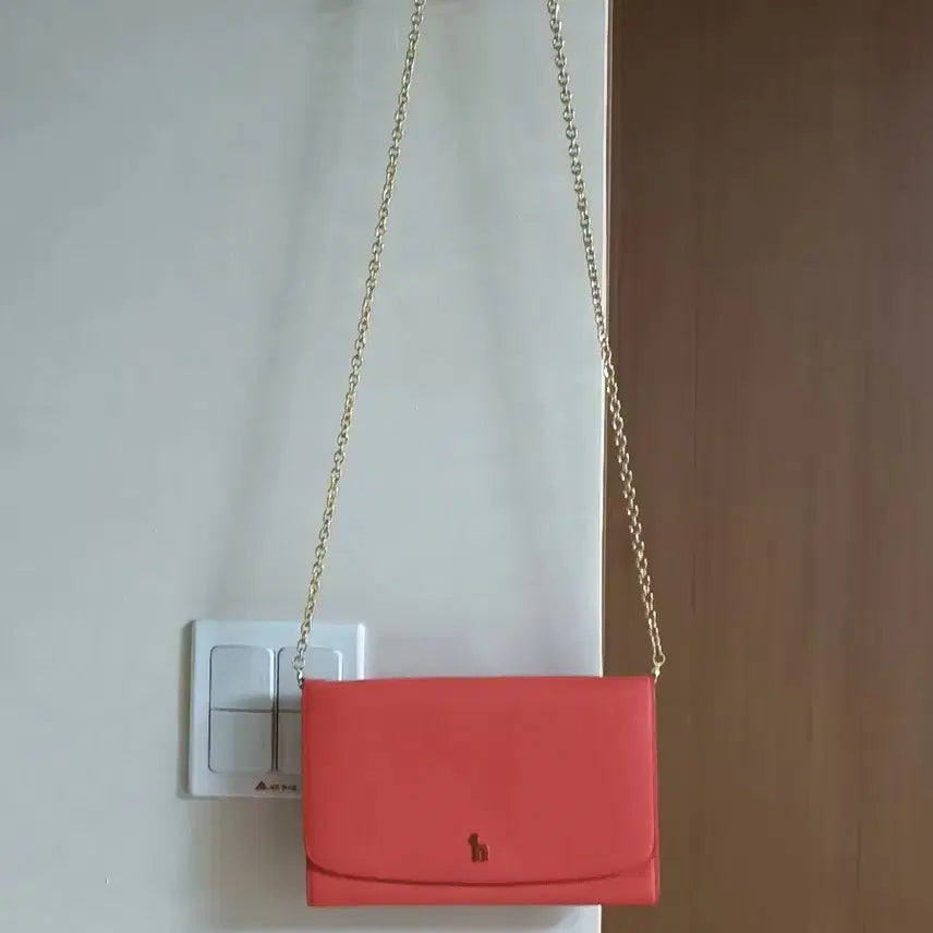 [BUNJANG] Hazzys Crossbody Bag / 헤지스 크로스 가방