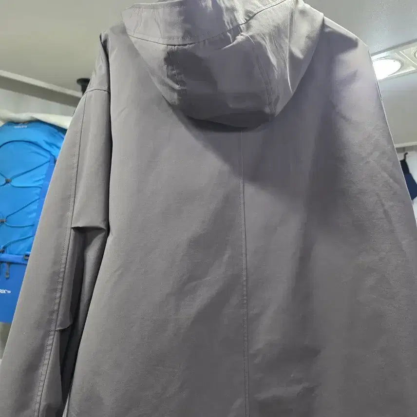 [BUNJANG] TNGT 3rd Generation Oversized Fit Hooded Shell Parka Olive Gray / TNGT 3세대 오버핏 후드 쉘파카 올리브 그레이 상태최상 110