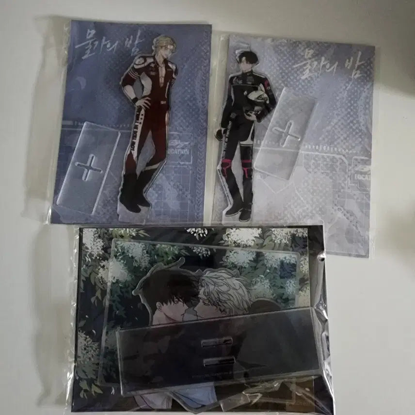 [BUNJANG] Water Night Acrylic Stand Bundle Set / 물가의밤 아크릴스탠드