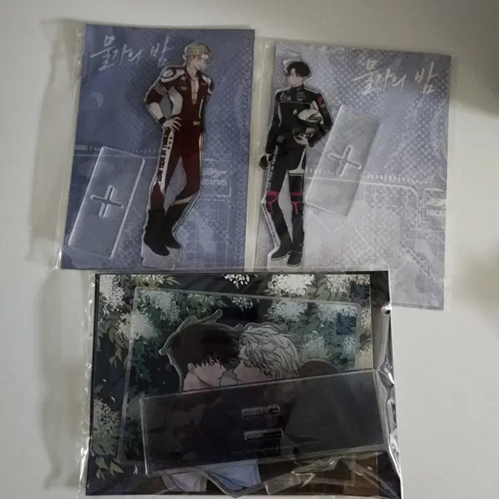 [BUNJANG] Water Night Acrylic Stand Bundle Set / 물가의밤 아크릴스탠드
