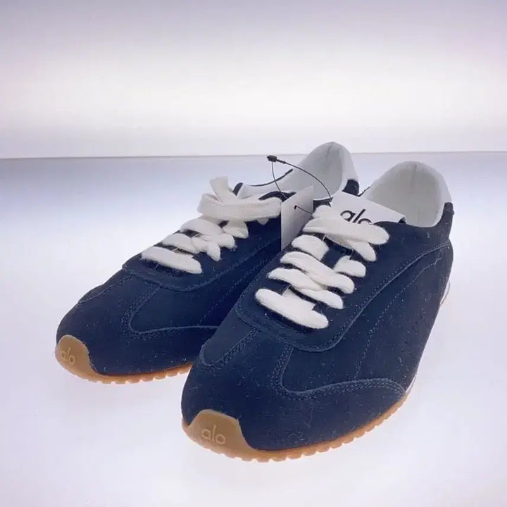 [BUNJANG] Alo Yoga Sunset Sneakers Navy / [특가/새상품]알로 요가 선셋 스니커즈 네이비 225~255