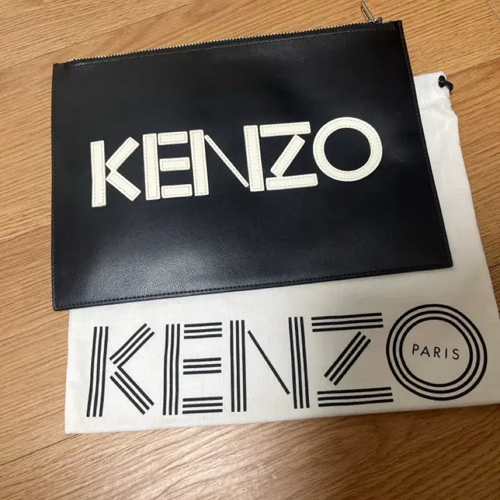 [SOLD OUT] KENZO 겐조 블랙 클러치 백 + 더스트백