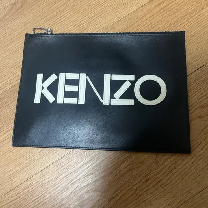 [SOLD OUT] KENZO 겐조 블랙 클러치 백 + 더스트백