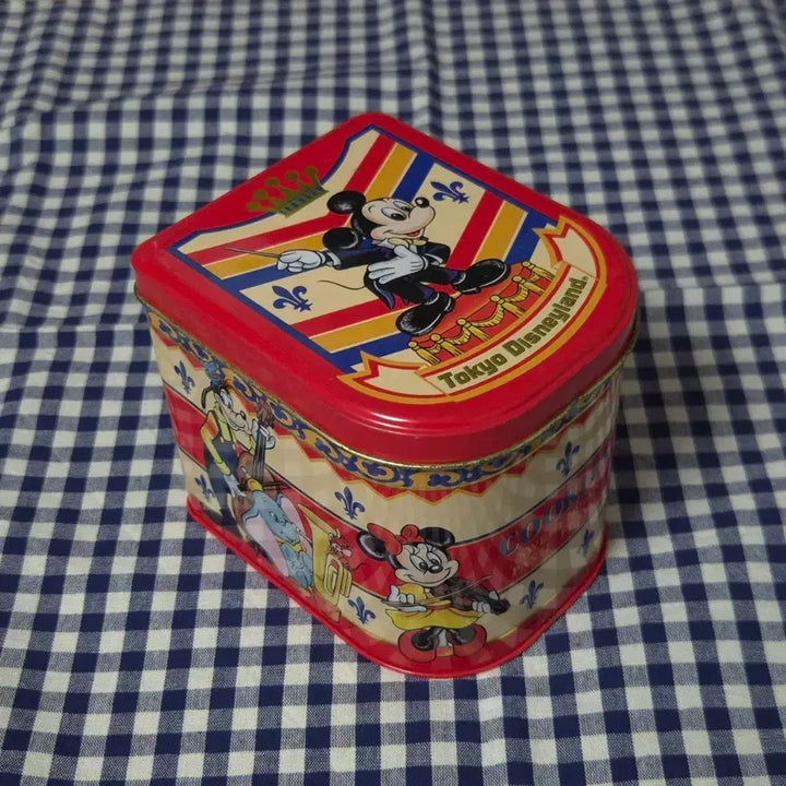 [BUNJANG] 1999 Disneyland Retro Tin Case - Mickey Mouse, Dumbo, Goofy, Pluto / 고전 1999 디즈니랜드 레트로 틴케이스 미키마우스 덤보 구피 플루토
