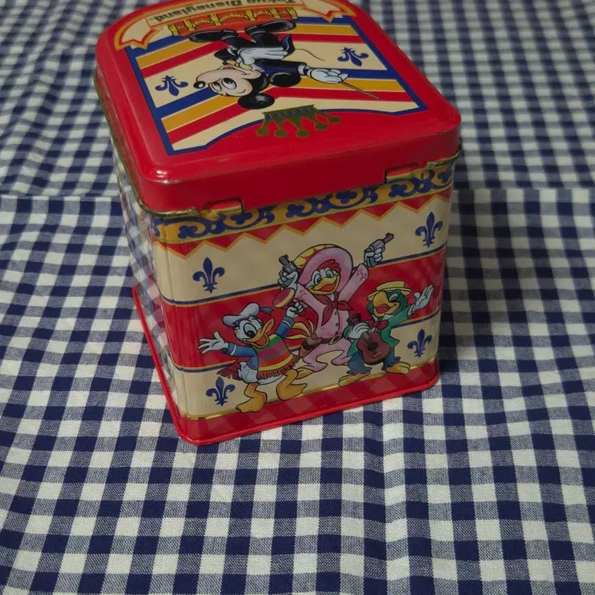 [BUNJANG] 1999 Disneyland Retro Tin Case - Mickey Mouse, Dumbo, Goofy, Pluto / 고전 1999 디즈니랜드 레트로 틴케이스 미키마우스 덤보 구피 플루토
