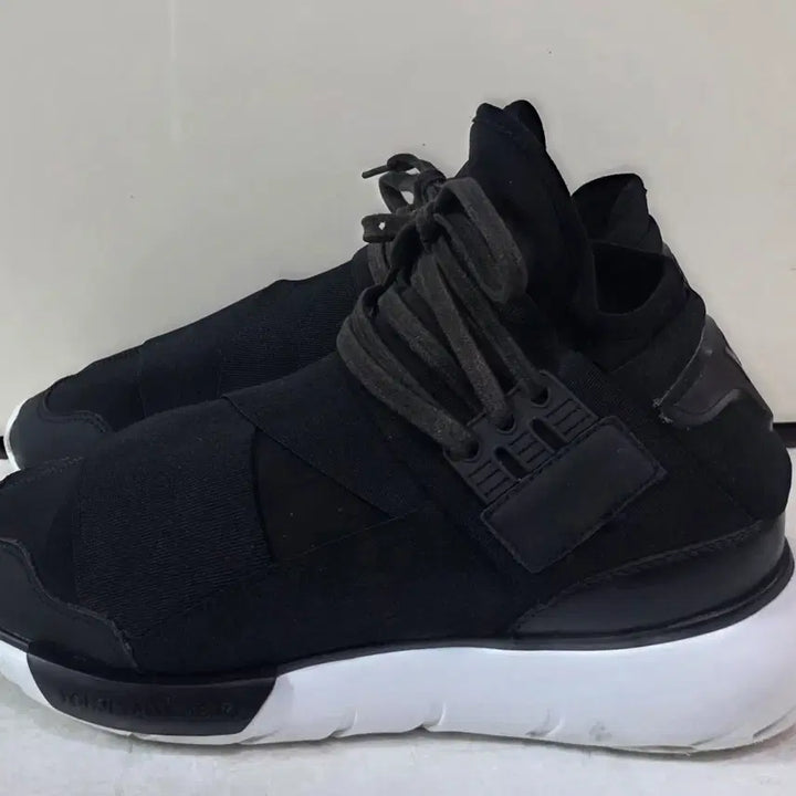 [BUNJANG] Adidas x Yohji Yamamoto Y-3 Qasa High Core Black / [255] 아디다스x요지야마모토 와이쓰리Y3 콰사 하이 코어블랙ㅡ단종매물