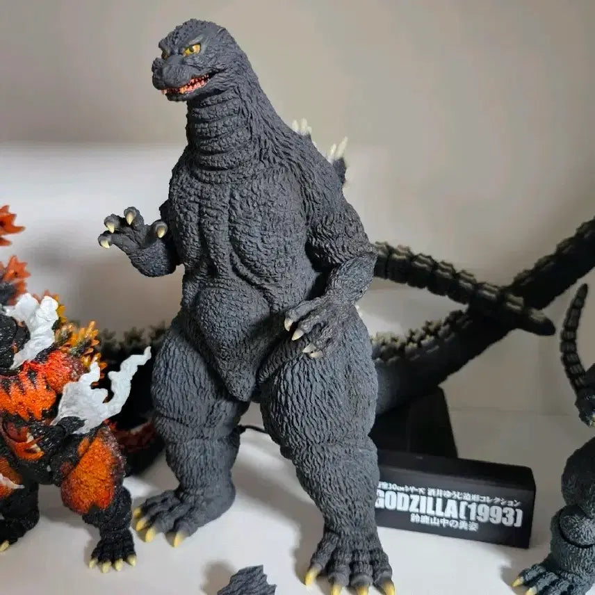[BUNJANG] X-Plus Sakai Yuji 1993 Godzilla Figure (Shonen Rick Limited Edition) / xplus 엑스플러스 사카이유지 조형 고질라 1993 소년릭 한정