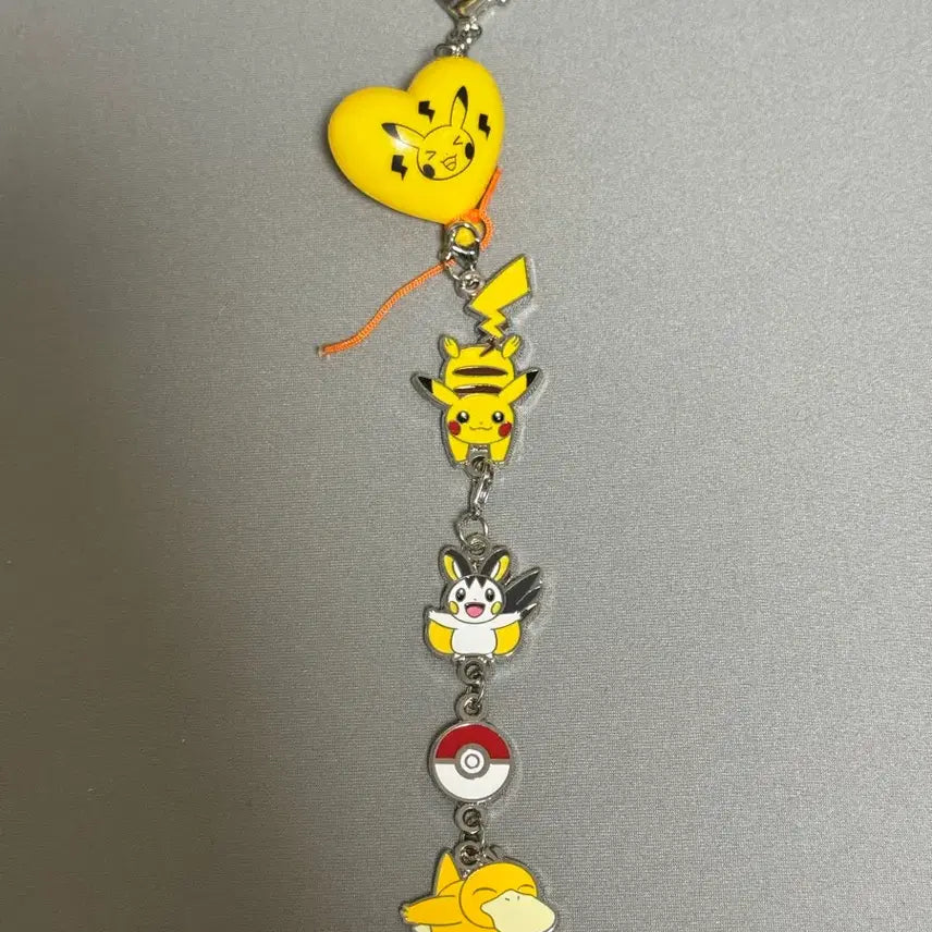 [BUNJANG] Lotte World Pokemon Heart Balloon Charm / 롯데월드 포켓몬 하트 벌룬 참
