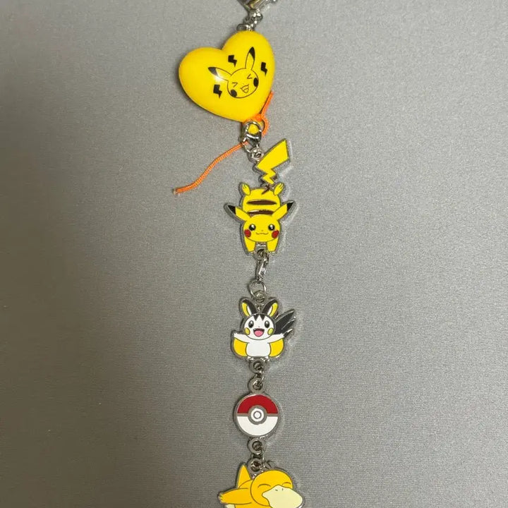 [BUNJANG] Lotte World Pokemon Heart Balloon Charm / 롯데월드 포켓몬 하트 벌룬 참