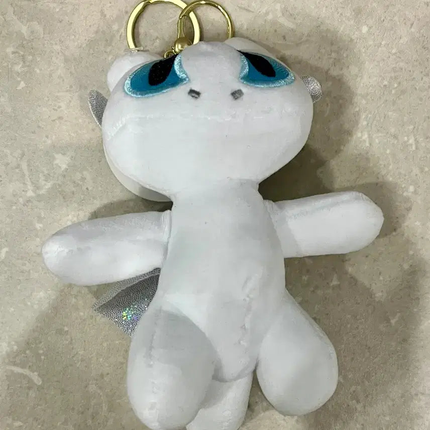[BUNJANG] How to Train Your Dragon Light Fury Keyring / [*새상품/무료배송*] 드래곤길들이기 라이트퓨리 키링