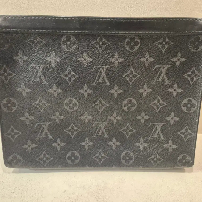 [BUNJANG] Louis Vuitton Pochette Voyage Monogram Clutch / 루이비통 정품 포쉐트 보야주 모노그램 클러치 팝니다