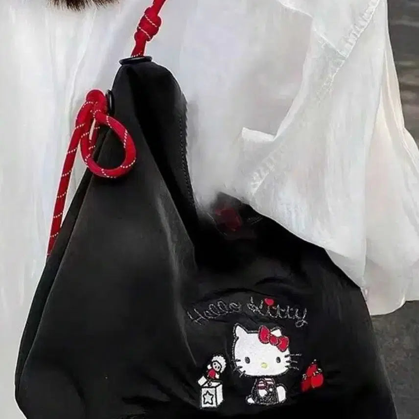 [BUNJANG] Sanrio Hello Kitty Embroidered Tote Bag / SANRIO 헬로키티 자수 토트백