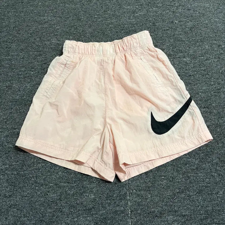 [BUNJANG] Nike High-Rise Woven Shorts / 나이키 하이라이즈 우븐 쇼츠