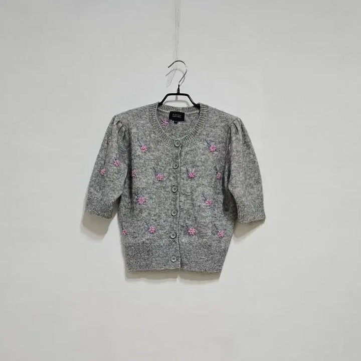 [BUNJANG] Barneys New York Wool Alpaca Flower Cardigan / 바니스뉴욕 울알파카 꽃가디건