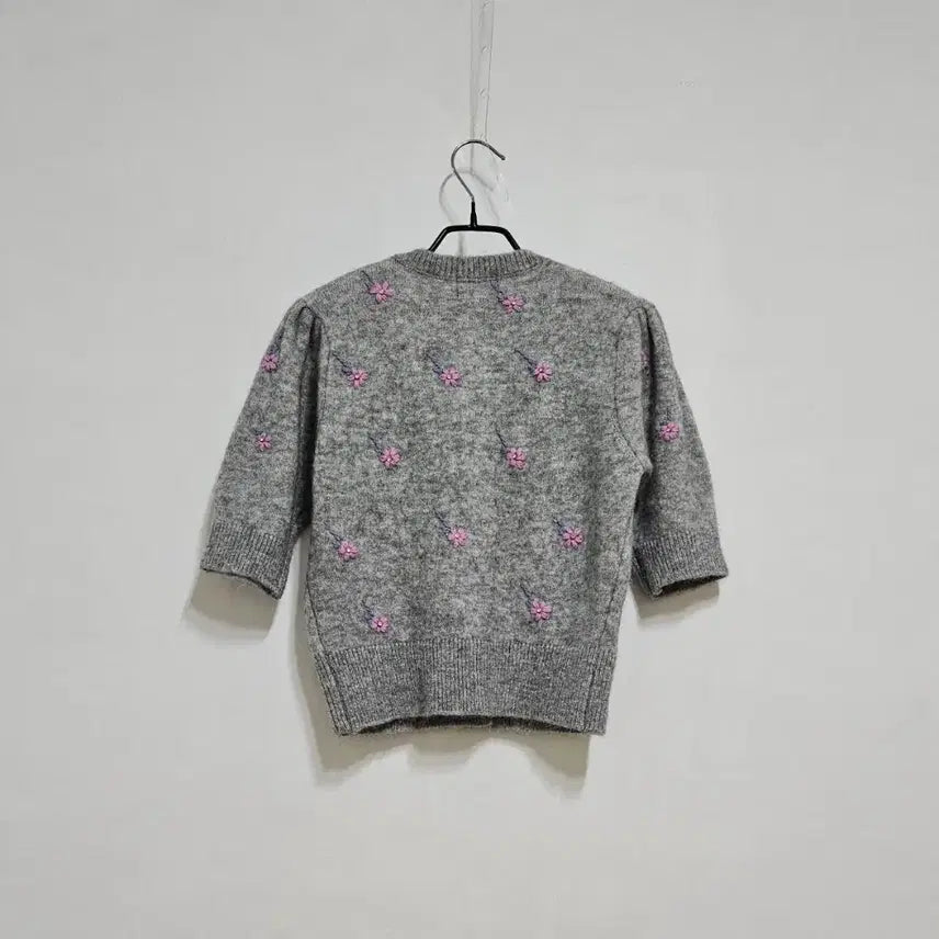 [BUNJANG] Barneys New York Wool Alpaca Flower Cardigan / 바니스뉴욕 울알파카 꽃가디건