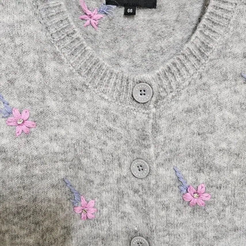 [BUNJANG] Barneys New York Wool Alpaca Flower Cardigan / 바니스뉴욕 울알파카 꽃가디건
