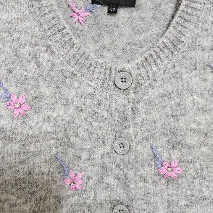 [BUNJANG] Barneys New York Wool Alpaca Flower Cardigan / 바니스뉴욕 울알파카 꽃가디건