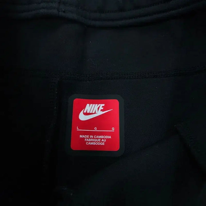 [SOLD OUT] L 나이키 테크팩 바지 | A