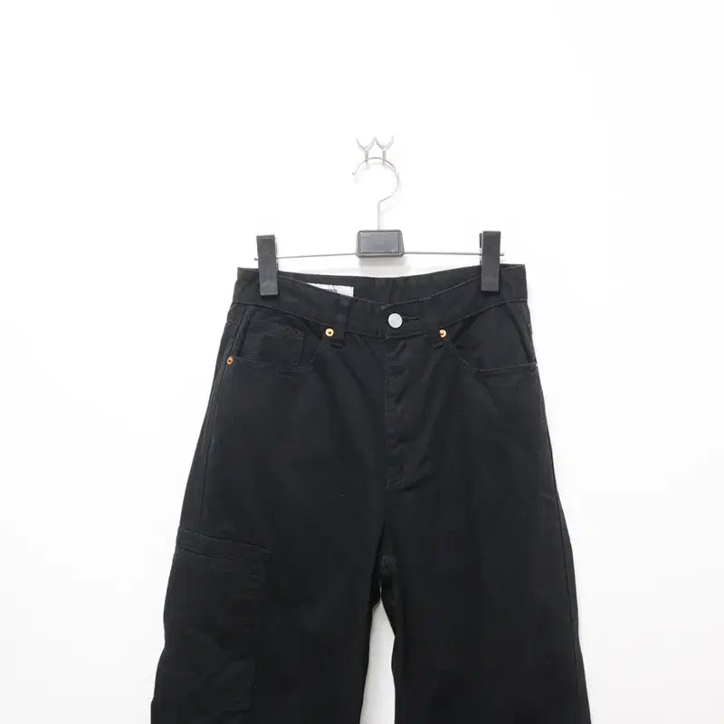 [SOLD OUT] 121 8세컨즈 여성 블랙 통 청바지 26 써니몰