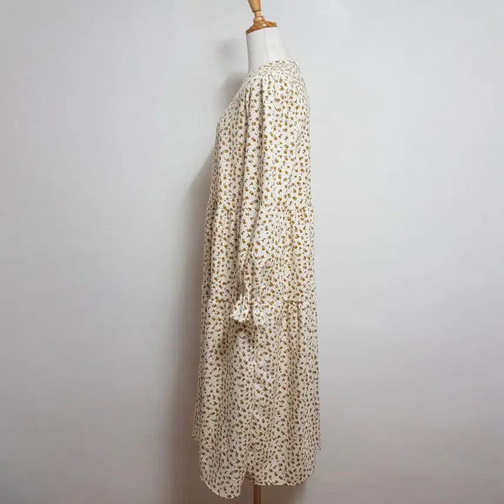 [BUNJANG] Unspecified Floral Round Dress (Women&