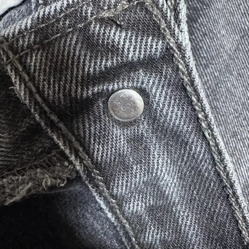 [SOLD OUT] 빈티지 90s 리바이스 Levis 501 블랙 32/30