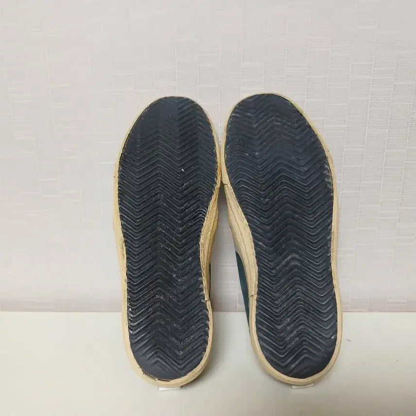 [BUNJANG] Golden Goose Slip-on Shoes / 골든구스 슬립온37