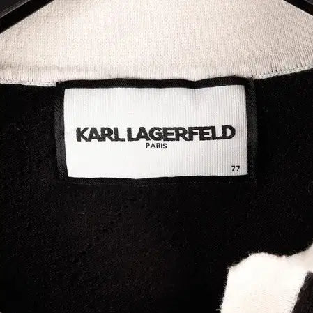 [BUNJANG] KARL LAGERFELD Button Black and White Collar Short Sleeve Knit Top / 칼라거펠트 버튼 블래 화이트 카라반팔 니트