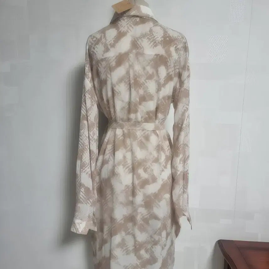 [BUNJANG] Beige Sheer Pattern Shirt Dress / 베이지 시스루 패턴 셔츠 원피스 Free