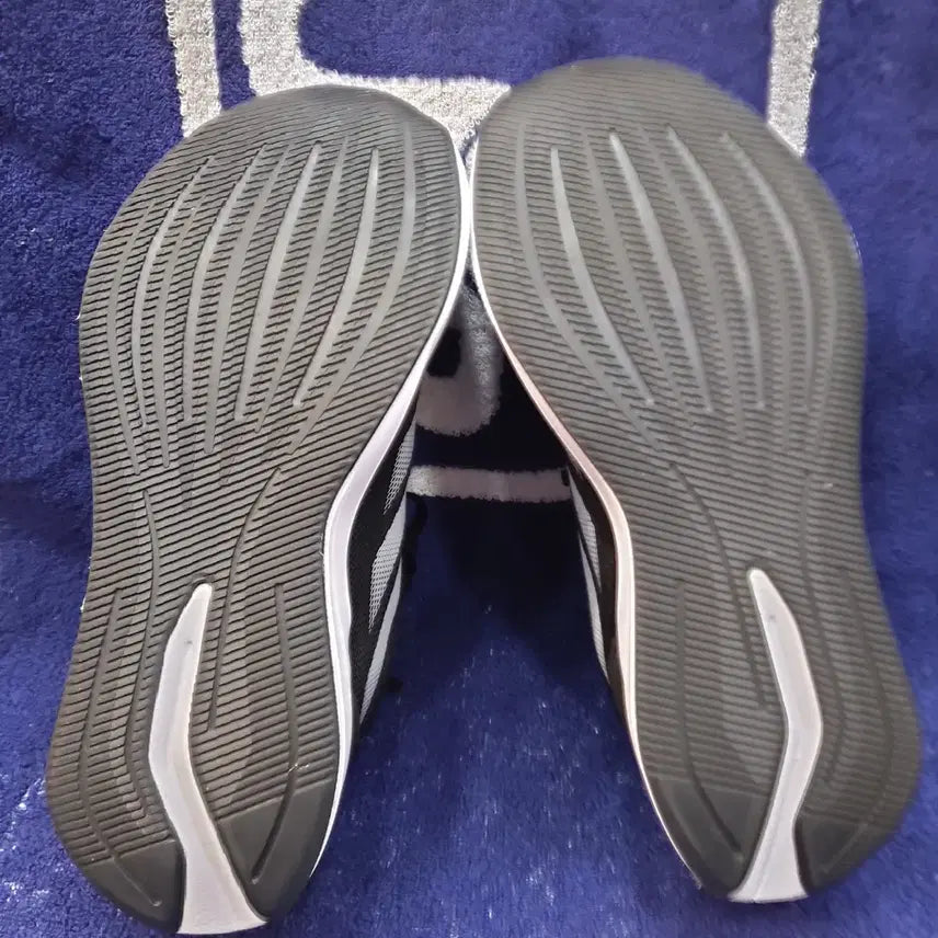 [BUNJANG] Adidas Duramo RC 240mm Running Shoes / 아디다스 듀라모 RC 240mm