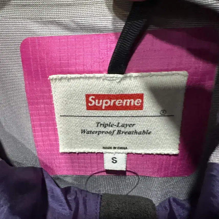 [BUNJANG] Supreme 19ss Tape Seam Windbreaker Jacket / 슈프림 19ss 테이프심 바람막이 S