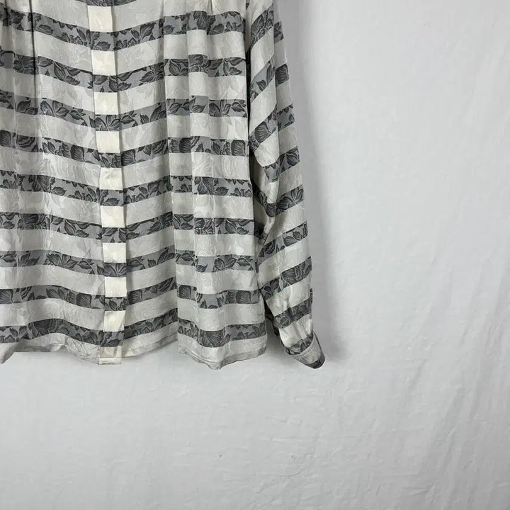 [BUNJANG] Christian Dior Floral Pleated Collar Silk Shirt / 90s Christian Dior 플라워패턴 플리츠 카라 실크 셔츠