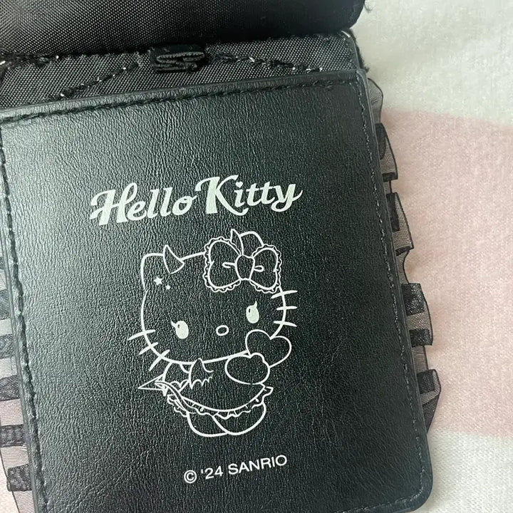 [BUNJANG] Sanrio Hello Kitty Angel Photocard Holder Keychain / 산리오 헬로키티 천사악마 *천사*포카홀더 키링
